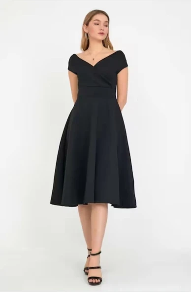 Kadın Kısa Kollu Kruvaze Yaka Eteği Volanlı Krep Elbise - Resim 4