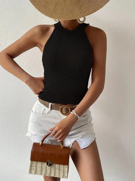 Kadın Kolsuz Halter Yaka Mini Baklava Desenli Triko Bluz - Resim 3