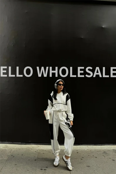 EŞOFMAN TAKIM PARÇALI - Beyaz ürün görseli