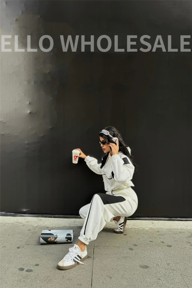 EŞOFMAN TAKIM PARÇALI - Beyaz - Resim 4