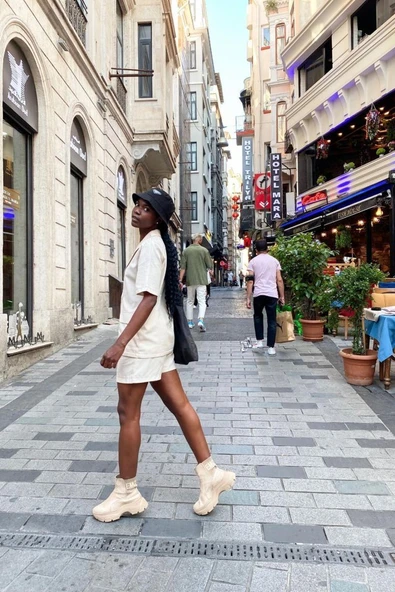 Bej Ceket Ve Şort Takım - Resim 3