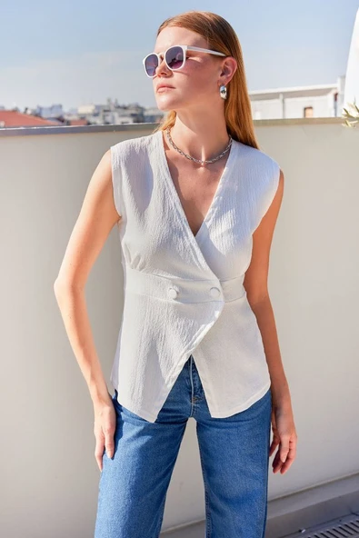 916 Düğme Detaylı Örme Yelek - Beyaz - 1