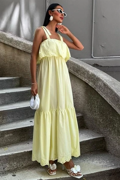 Etek Ucu Brode Nakışlı Boyundan Bağlamalı Elbise 2881 ürün görseli