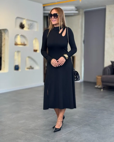 Kadın Uzun Kollu Balıkçı Yaka Omuzda Damla Detaylı Yırtmaçlı Krep Midi Elbise ürün görseli