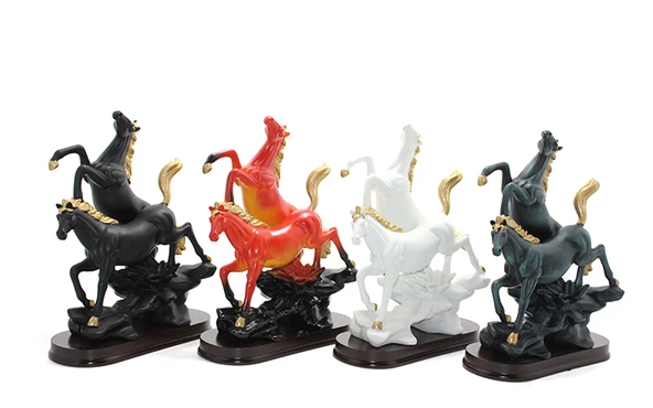 Polyester 2'li Şahlanmış At Figürü ürün görseli