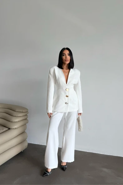 TASARIM CEKET-PANTOLON TAKIM METAL DÜĞME DETAYLI - Beyaz ürün görseli