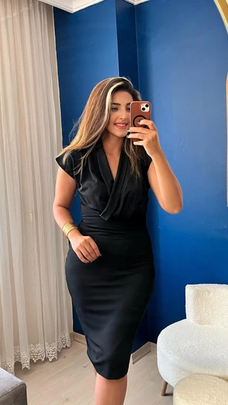 Kadın Kısa Kollu Kruvaze Yaka Krep Elbise (Kemersiz) - Resim 3