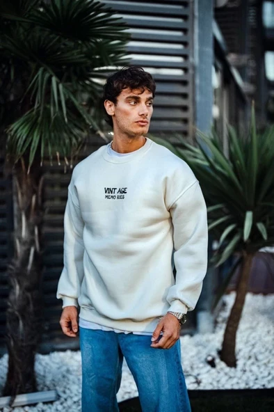 Oversize Bisiklet Yaka Üç İplik Baskılı SweatShirt - Beyaz - 3