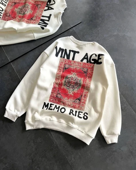 Bisiklet Yaka Üç İplik Baskılı Oversize SweatShirt - Beyaz ürün görseli