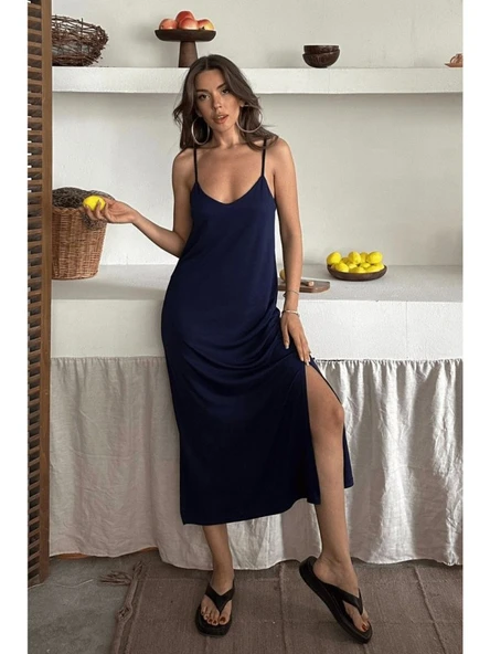 Kadın Siyah Asansör Askılı Çift Yırtmaçlı Helen Elbise ürün görseli