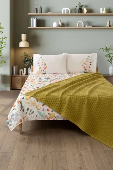 Sevim Yeşil Çift Kişilik Havuzlu Pike Takımı - Çiçek Desenli & Yumuşak Pike Seti - 4 Parça-Fayette - Resim 3