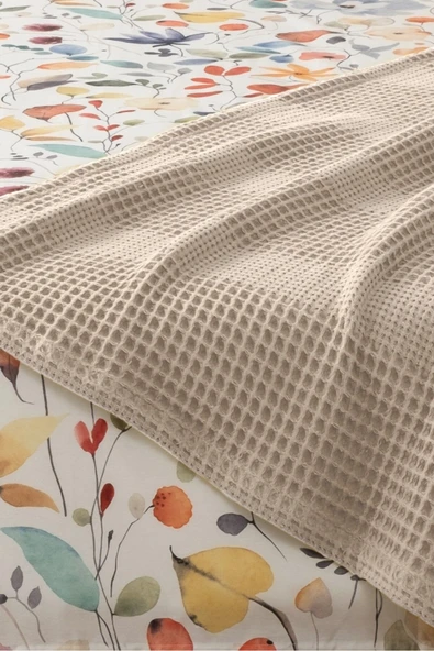 Sevim Yeşil Çift Kişilik Havuzlu Pike Takımı - Çiçek Desenli & Yumuşak Pike Seti - 4 Parça-Fayette - Resim 10