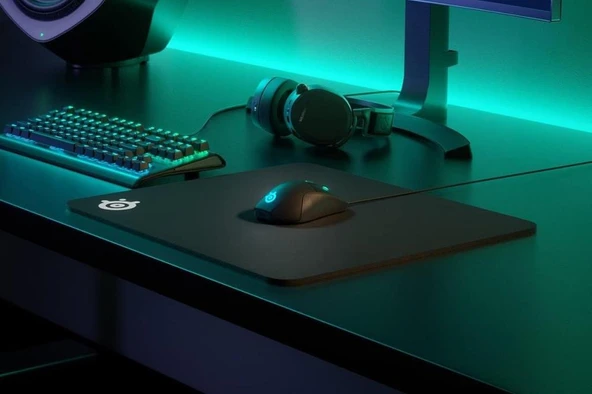 SteelSeries QcK Heavy Gaming Large Mouse Pad - 3