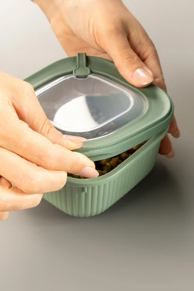 Kare 3 Parça Vakumlu Sızdırmaz Hava Almaz Saklama Kabı Seti Yeşil (1800/1100/600 Ml) - Resim 4