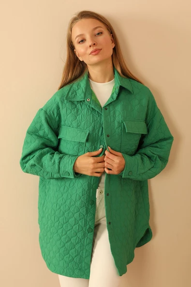 Jakar Kumaş Soğan Desen Kapitone Oversize Kadın Gömlek-Yeşil ürün görseli