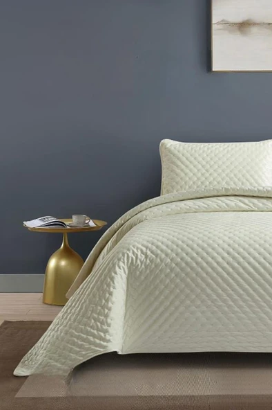 Bianca Tek Kişilik Lüks Kadife Yatak Örtüsü Krem ürün görseli