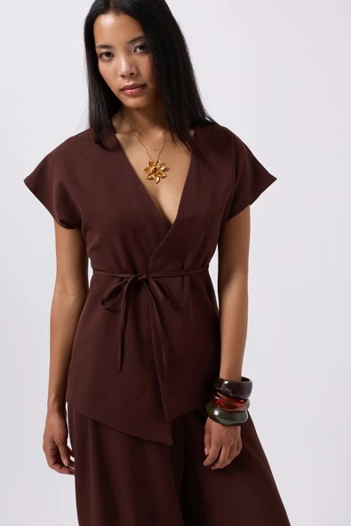 Bağcık Detay Yelek ürün görseli