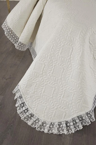 Zoya Dantelli Kapitoneli Ultrasonik Çift Kişilik Yatak Örtüsü Krem - Resim 2