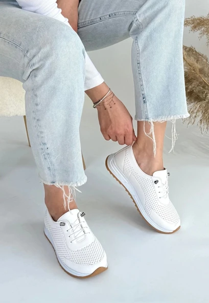 Tone Beyaz Cilt Bağcıklı Kadın Spor Ayakkabı - Resim 3