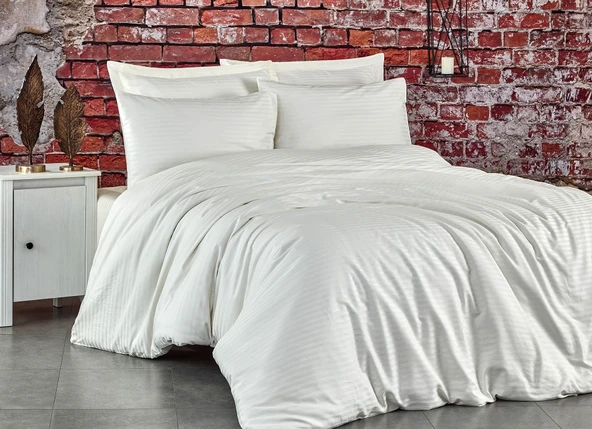 Komfort Home Çift Kişilik Çizgili Pamuk Saten Nevresim Takımı ürün görseli 1