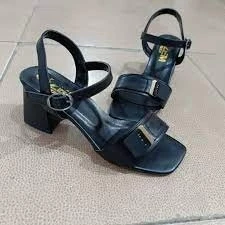 Ruty Siyah Cilt Topuklu Ayakkabı ürün görseli 1