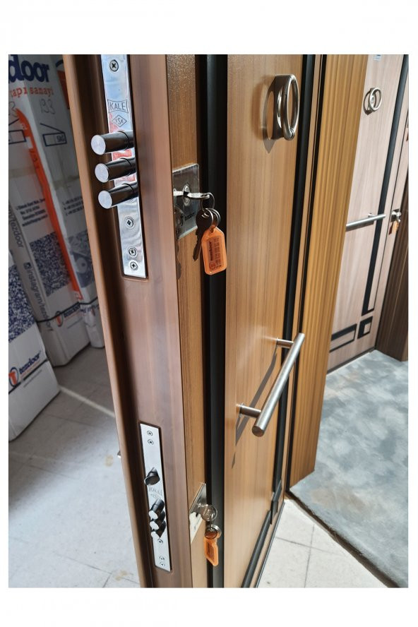 Tezwood 2468 Eskitme Çelik Kapı,Daire Kapısı,Kabartma Model - 6