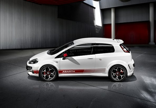 Grande Punto Abarth Spoiler Boyalı - 6