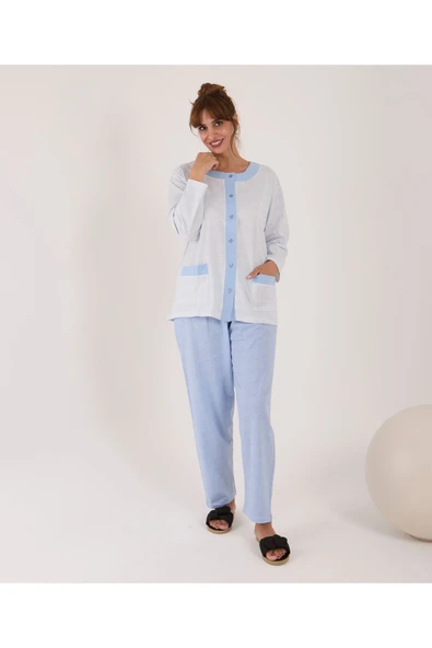 AYSUN TEKSTİL % 100 PAMUK GENİŞ KESİM ÖNDEN KOMPLE DÜĞMELİ KALPLİ DESENLİ KADIN PİJAMA TAKIMI. - Resim 2