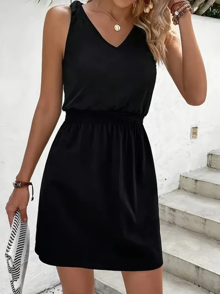 Kadın V Yakalı Belinde Gipe Detay Krep Elbise - Resim 3