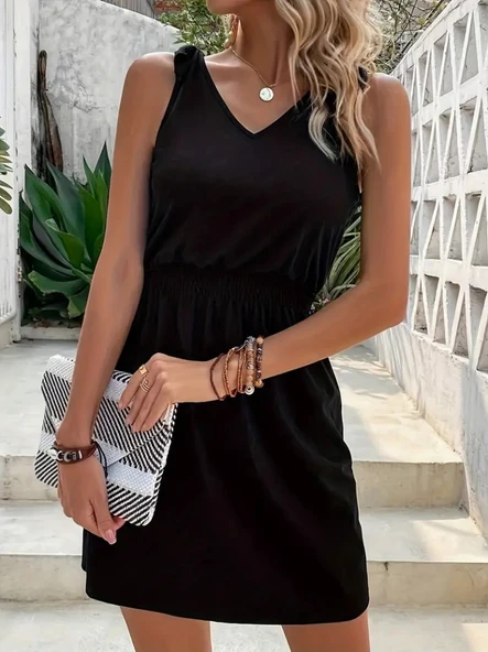 Kadın V Yakalı Belinde Gipe Detay Krep Elbise - Resim 2