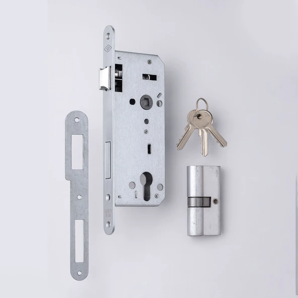 Yale Dış Kapı ve Oda Kapısı Barelli Silindirli Kapı Kolu 45x85 mm 3 Anahtarlı Dayanıklı Metal Kilit - Resim 4