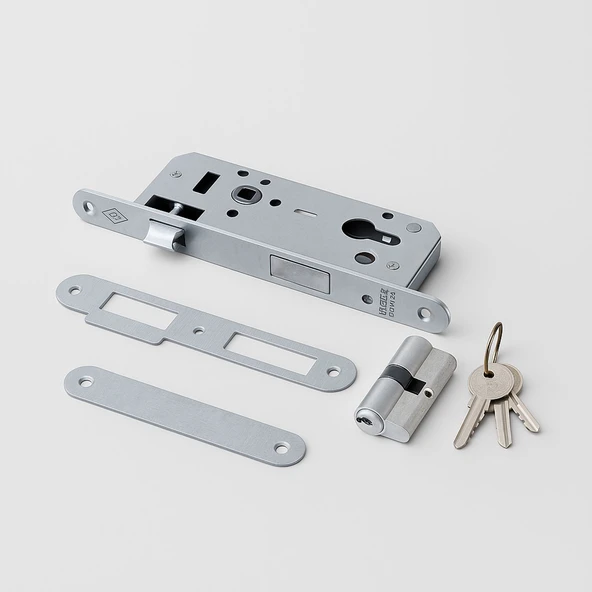 Yale Dış Kapı ve Oda Kapısı Barelli Silindirli Kapı Kolu 45x85 mm 3 Anahtarlı Dayanıklı Metal Kilit ürün görseli