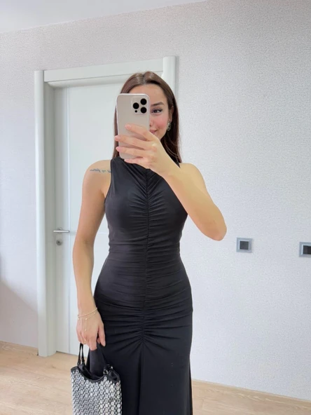 Kolsuz Büzgülü Uzun Elbise - Siyah - Resim 4