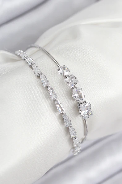 Pirinç Zirkon Taşlı Su Yolu Model Gümüş Renk Kadın Bileklik - EBJ250902W37726 ürün görseli