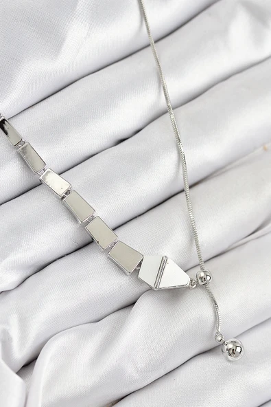 Pirinç Yılan Model Gümüş Renk Asansörlü Kadın Kolye - EBJ250902W37773 ürün görseli