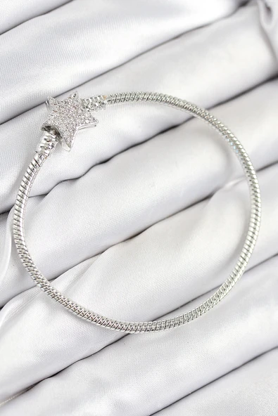 Pirinç Charm Zirkon Taşlı Yıldız Model Gümüş Renk Kadın Bileklik - EBJ250902W37609 ürün görseli