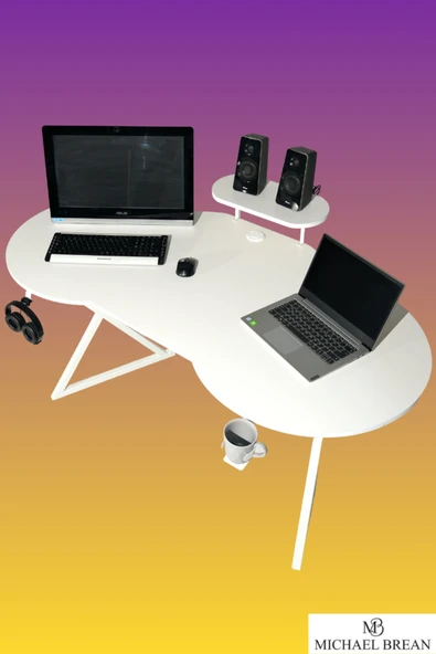 Michael Brean Özel Oval Tasarım Oyuncu Masası 156 Cm Bardaklık Ve Kulaklık Tutucu Hediye