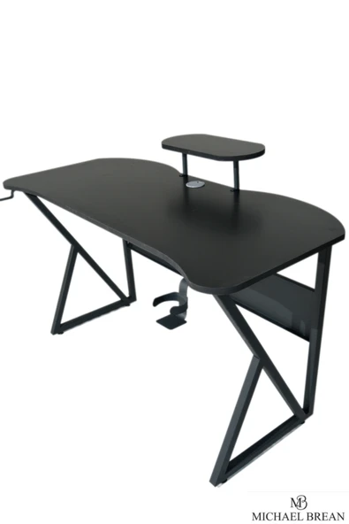 Michael Brean Özel Tasarım Oyuncu Masası 135 Cm Bardaklık Ve Kulaklık Tutucu Hediye