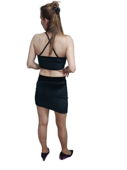 2'li Siyah Düz Kadife Yüksek Bel Asimetrik Kesim Mini Etek Çapraz Askılı Crop - 3