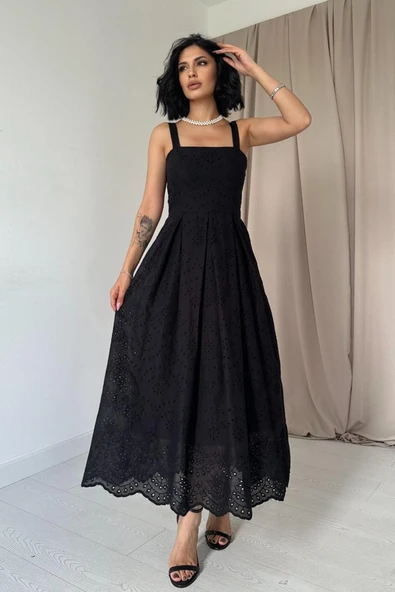 Siyah Askılı Aparatlı Brode Elbise ürün görseli