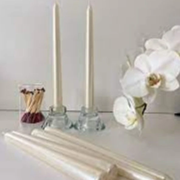 Parti Sürprizi Beyaz Metalik Parlak 2 Li Şamdan Uzun Mum ürün görseli