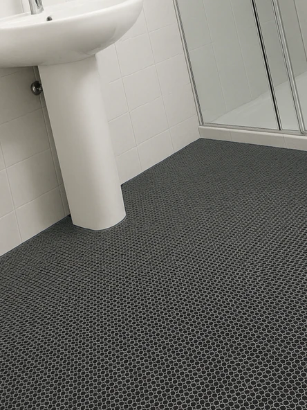 BEYLİNİ Bal Petek PVC Paspas Islak Zeminlerde Kaydırmaz İç Dış Mekan Banyo Duş Lavabo Havuz Kenarı Halısı Gri - 5