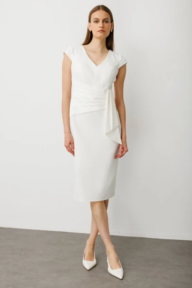 Ekol Beli Kuşaklı Midi Boy Gece Elbisesi ürün görseli 1