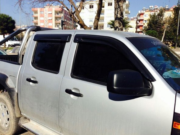 Nissan Navara 4lü Mugen Cam Rüzgarlık Seti - 4