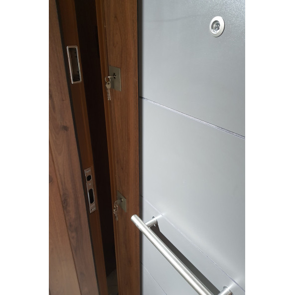 3450 Ahşap Kaplama Çelik Kapı, Tirnakli Sistem Çelik Kapi, Antrasit Düz Model Daire Kapısı - 3