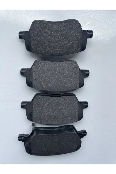 APATECH Ön Balata Fiat Egea 1.3/1.4/1.6 Mtj 015--77367628-77367910? ürün görseli