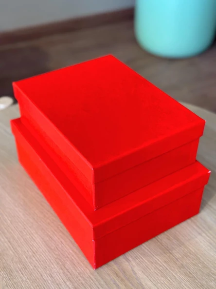 Dekoratif Kırmızı Düz Sert Mukavva Orta-Küçük Boy Kutu Hediye Kutusu Seti