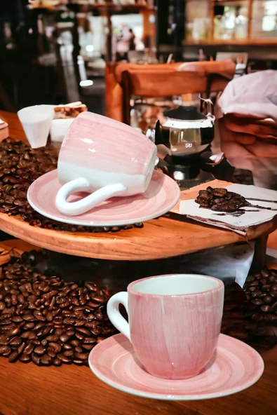 Pembe 2'li Porselen Türk Kahvesi Fincanı Kutulu Renkli Fincan Seti Şık Sunumluk Fincan Takımı - 2