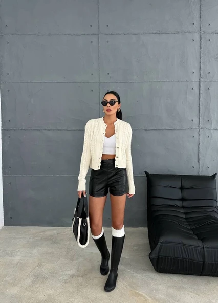 Düğme detaylı hırka ekru - 2