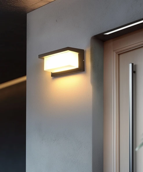 30W Assos Aplik 3200K Sarı Işık - IP44 - 4